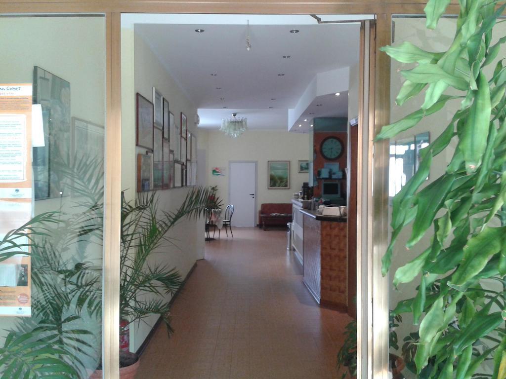 Albergo Tenda Verde Falconara Marittima Buitenkant foto